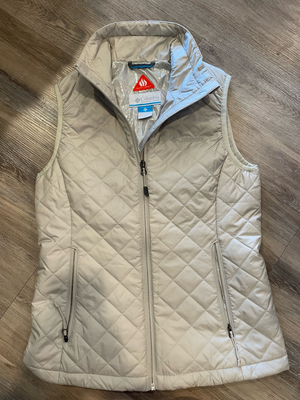 Columbia Quilted Vest in Light Beige